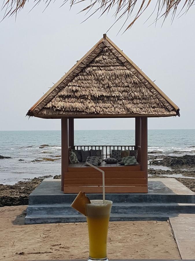 Double G Resort Anyer Bulakan Екстериор снимка
